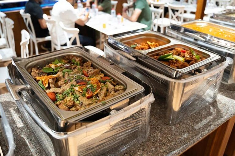 dinner cruise dubai marina celeste luxury buffet